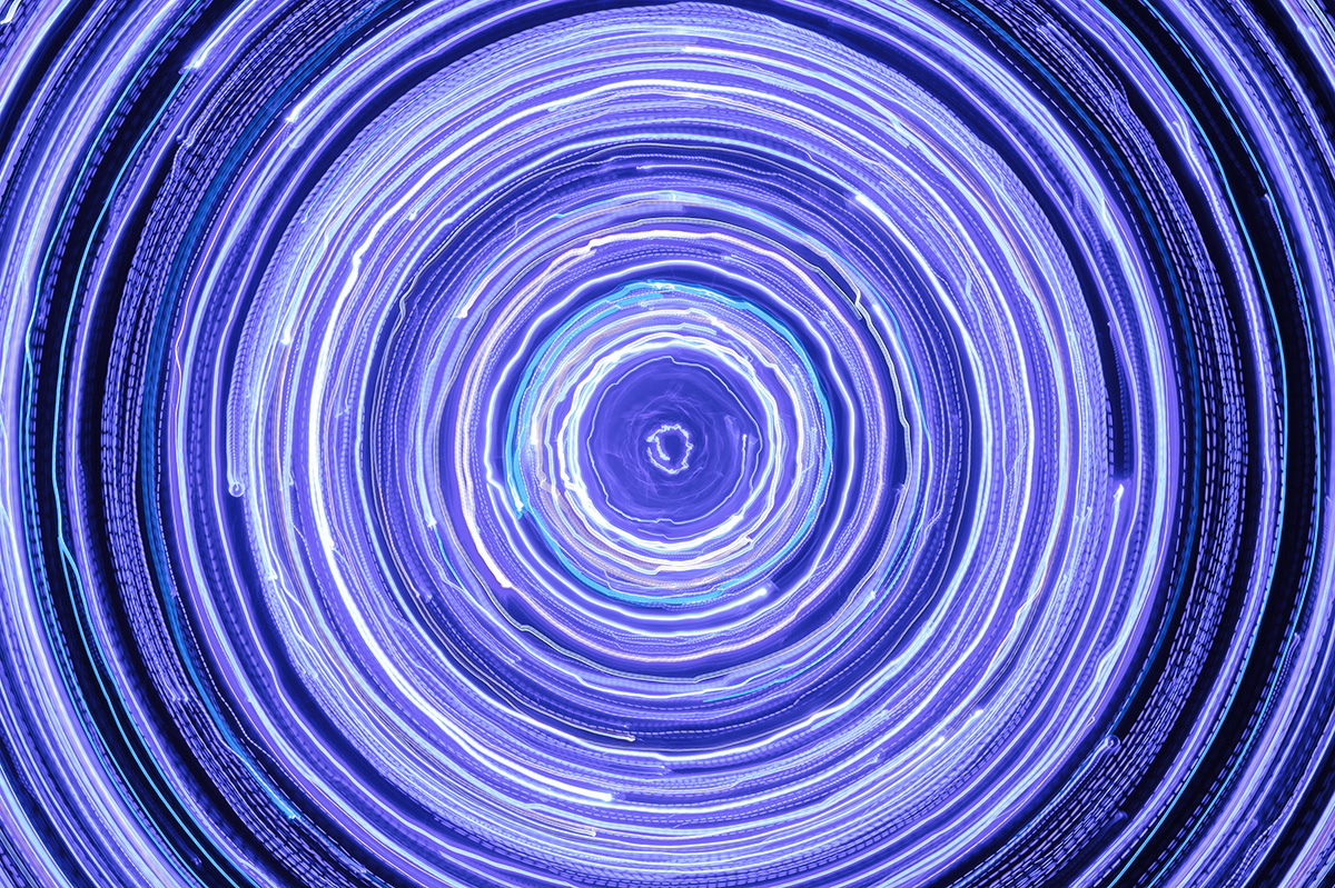 neon glowing circles 2022-05 blue