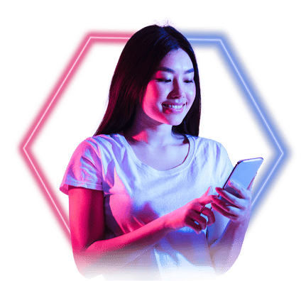 priscilla using smartphone, hexagon 2022-02-1